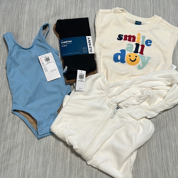 Old Navy Other - Old navy baby bundle